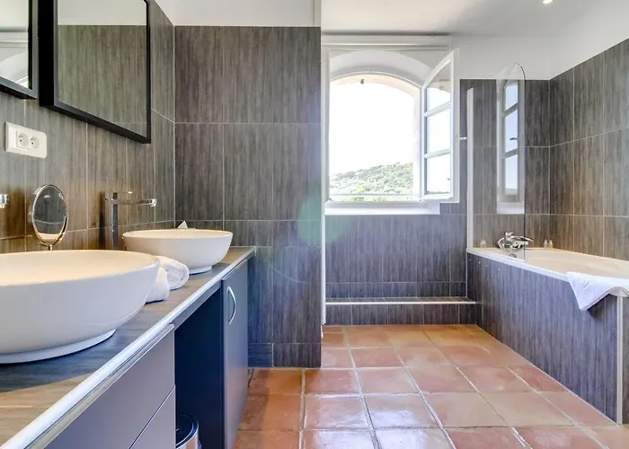 La Bastide Anne Guest house *